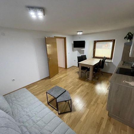 Ferienwohnung Rener Sautens Ngoại thất bức ảnh