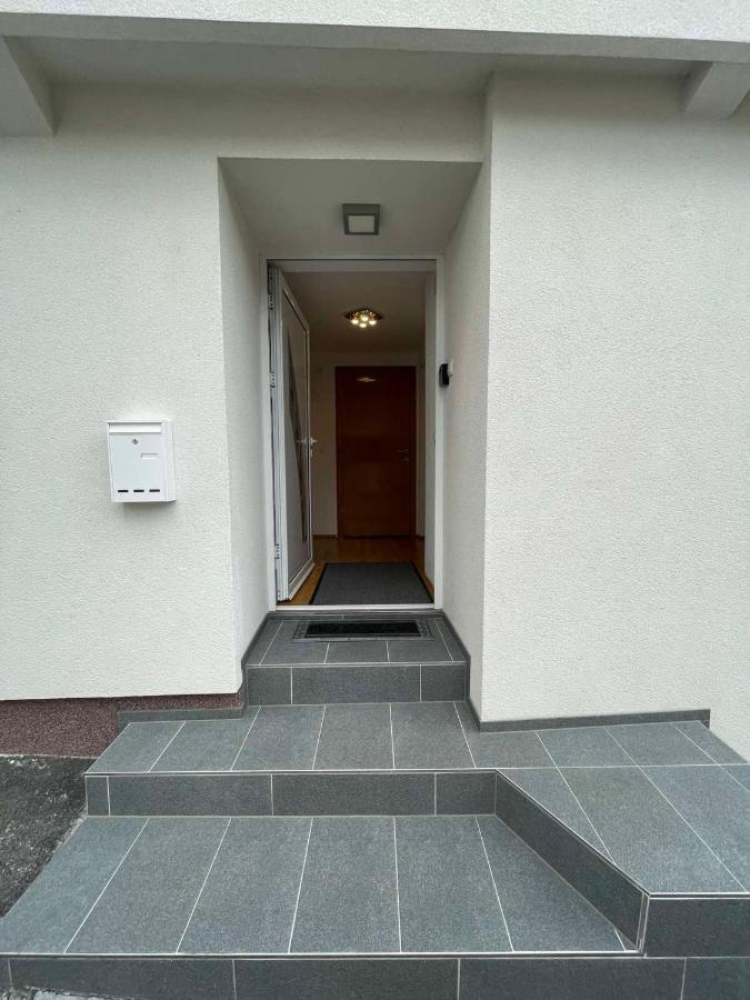 Ferienwohnung Rener Sautens Ngoại thất bức ảnh