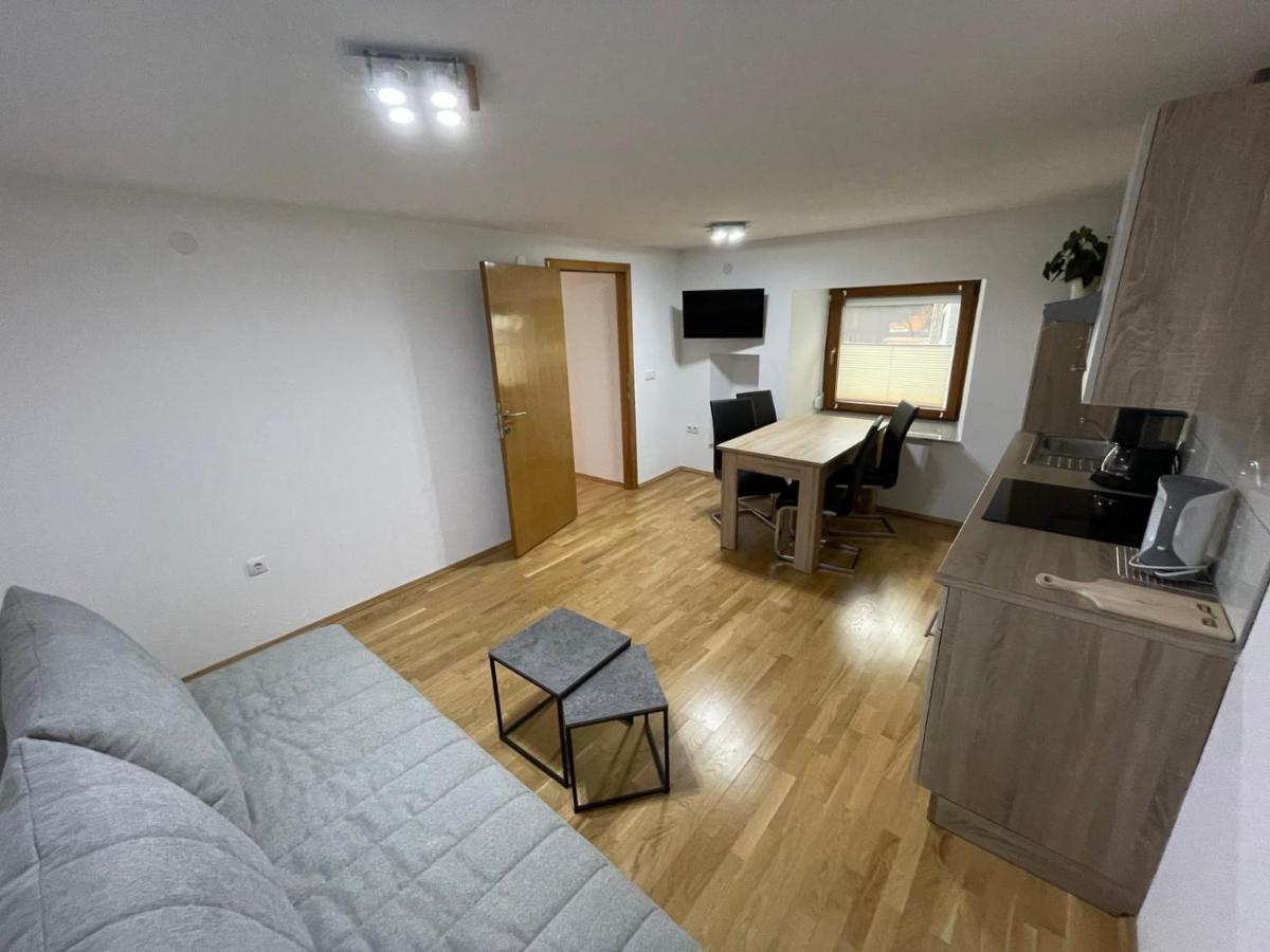 Ferienwohnung Rener Sautens Ngoại thất bức ảnh